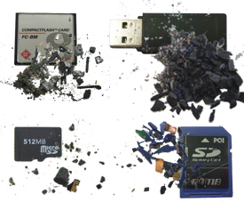 小さなフラッシュメモリも、確実に物理破壊します。USBメモリの粉砕。